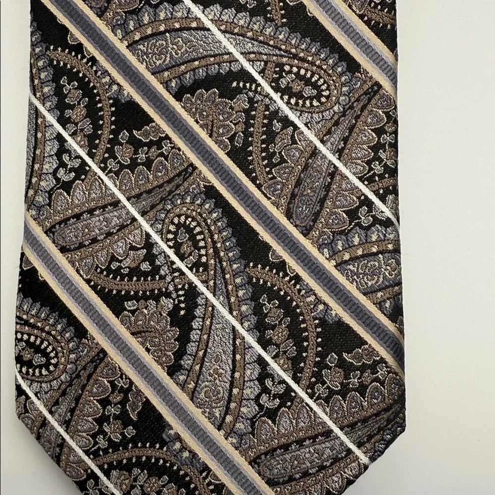 Men’s vintage Pronto Uomo Platinum Tie 100% silk Business,Formal, Office